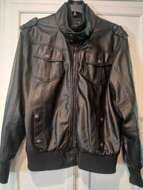 CJ Black Mens Faux Leather Jacket, Pockets, Ribbed Cuffs & Hem Size XL